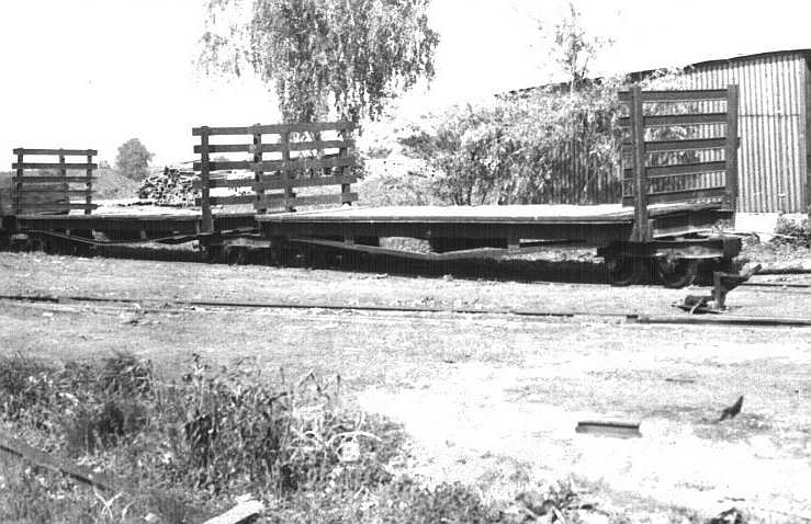 Wagony - platformy (niskie).